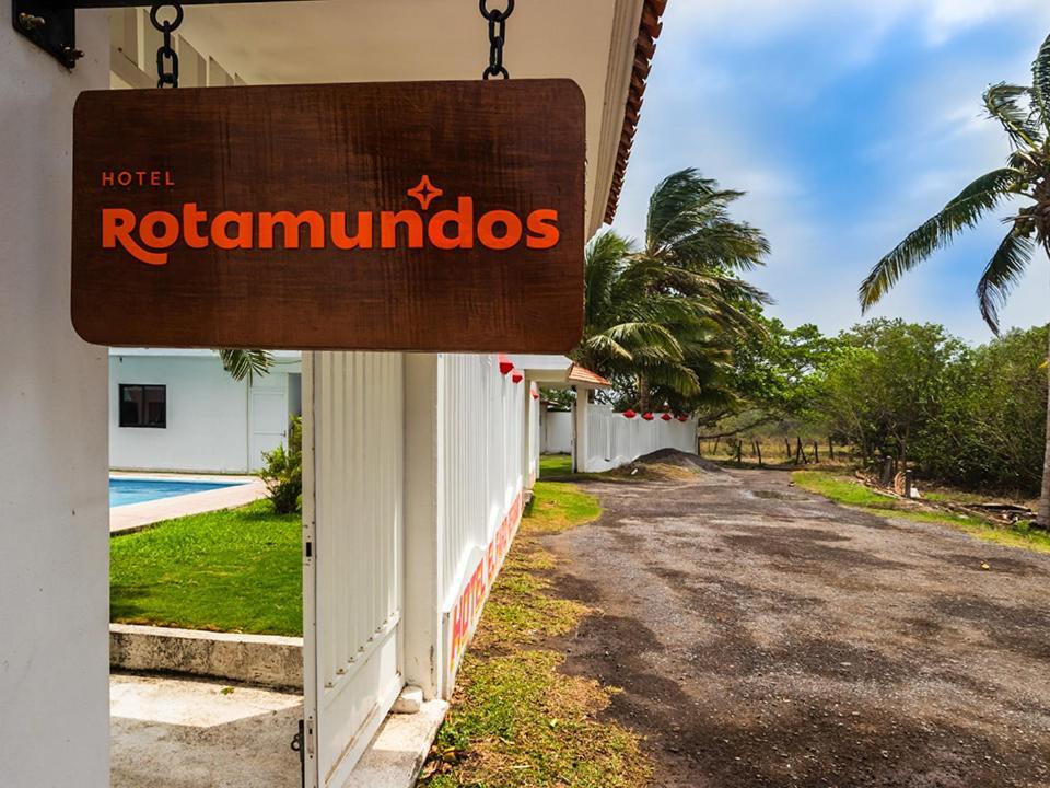 Hotel El Faro Playa Chachalacas Bagian luar foto